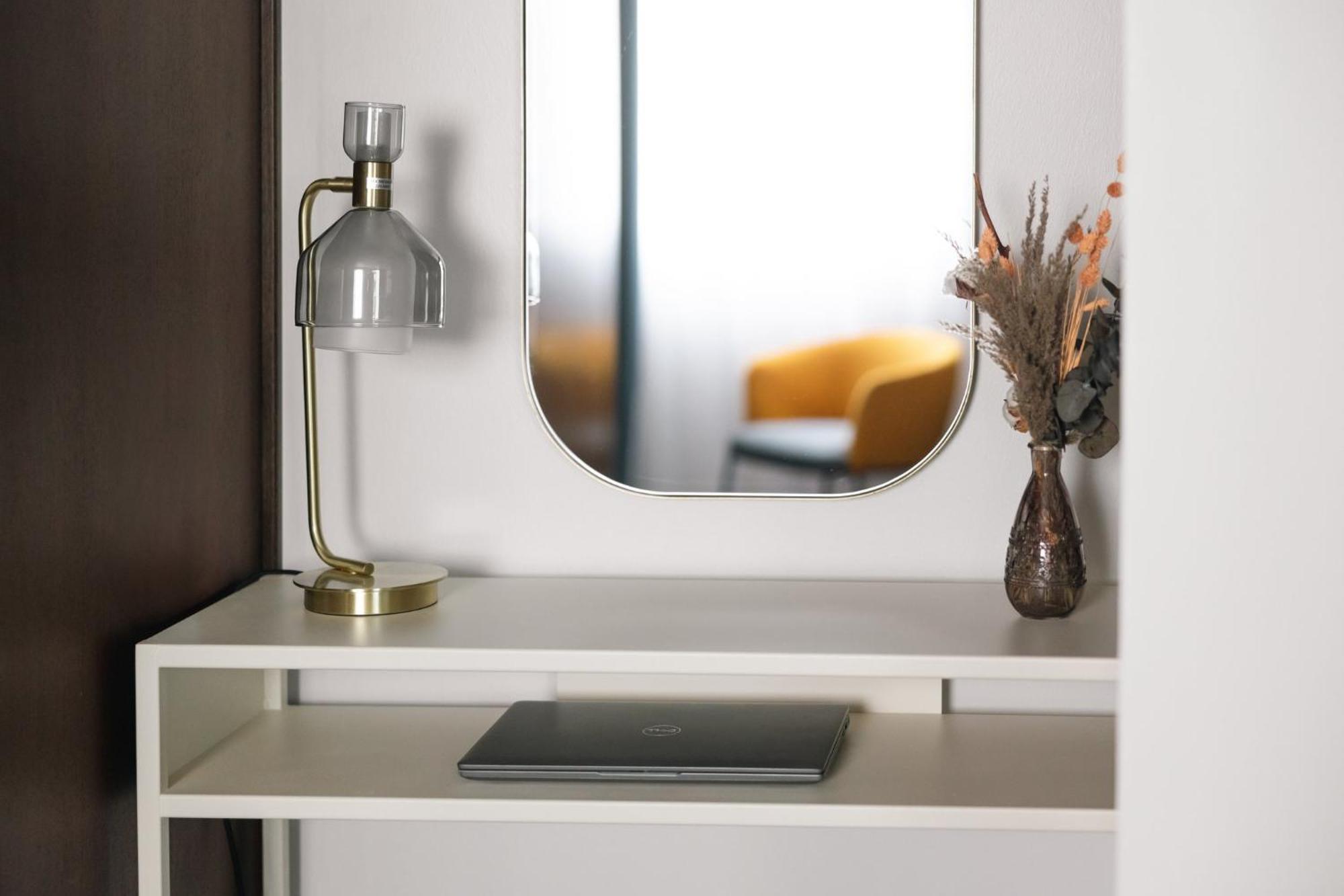 Hotel Crowne Plaza Madrid - Centre Retiro By Ihg Esterno foto