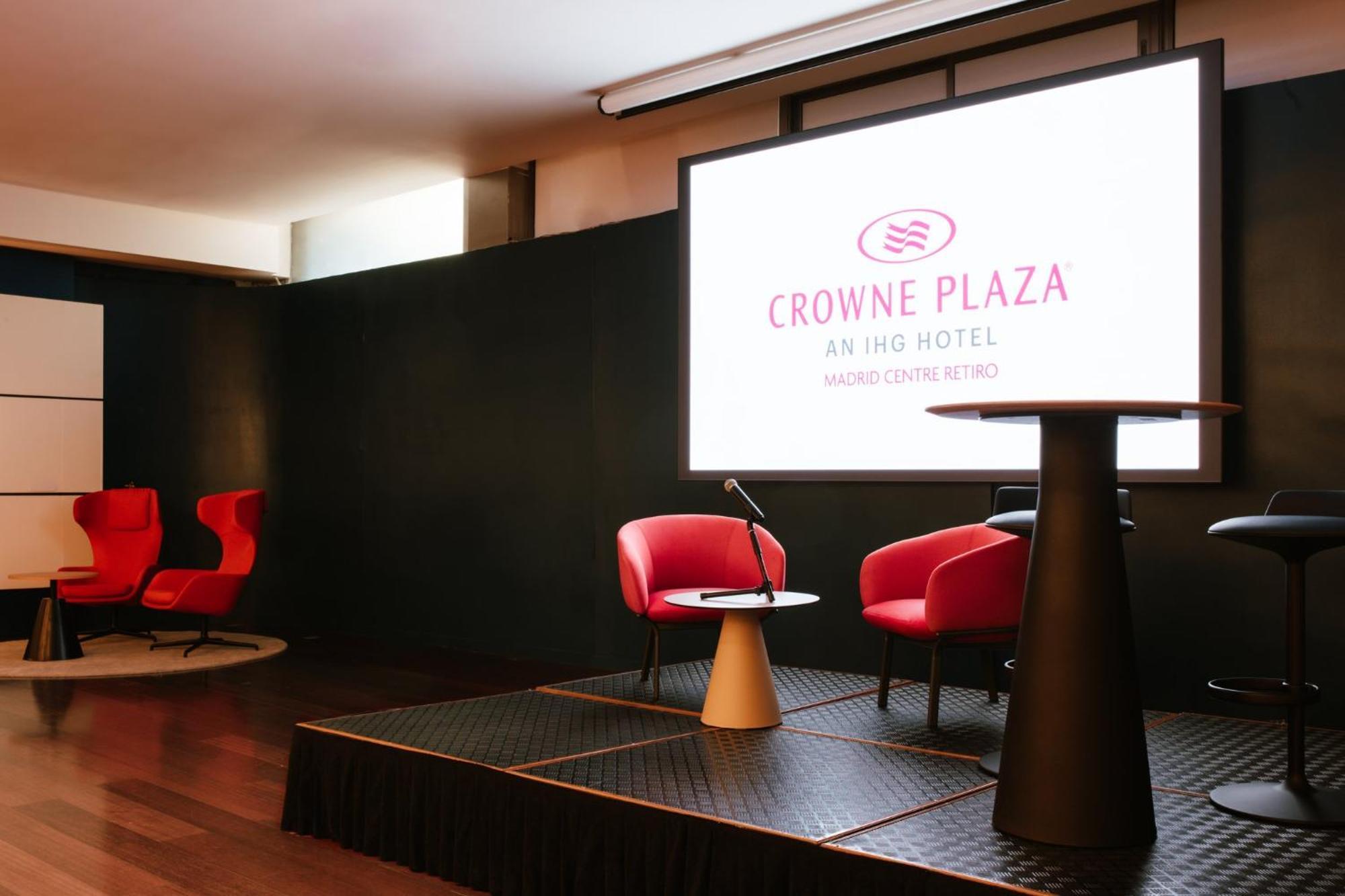 Hotel Crowne Plaza Madrid - Centre Retiro By Ihg Esterno foto