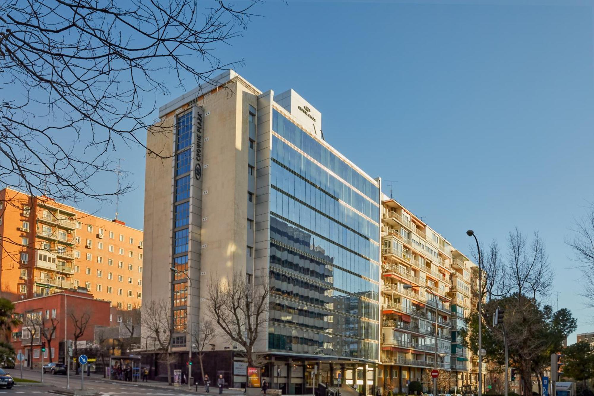 Hotel Crowne Plaza Madrid - Centre Retiro By Ihg Esterno foto